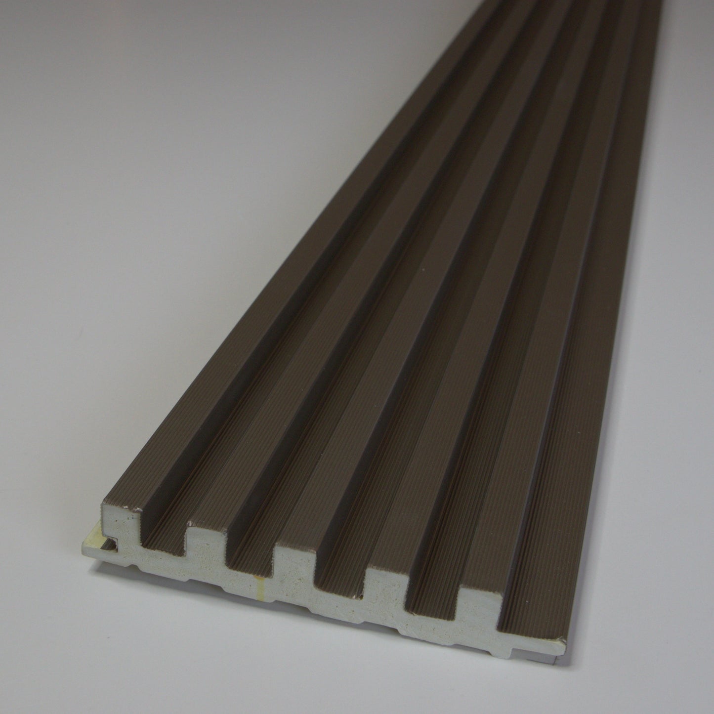 Striped Pale Taupe - Deep Small Fluted