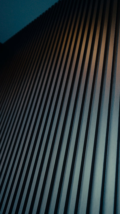 Ebony Drift - Large Fluted