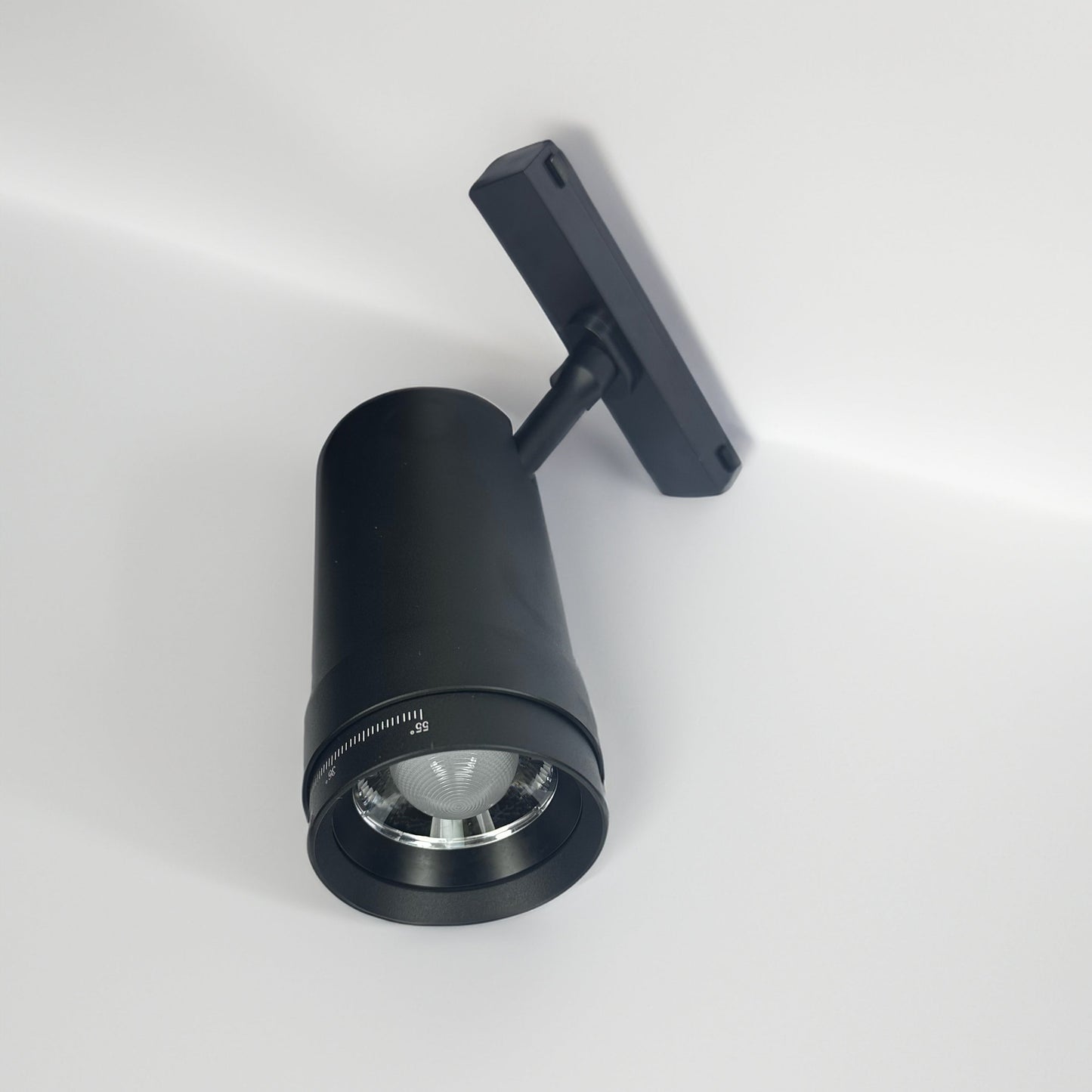 Slim Line Magnetic Zoomable Spot Light